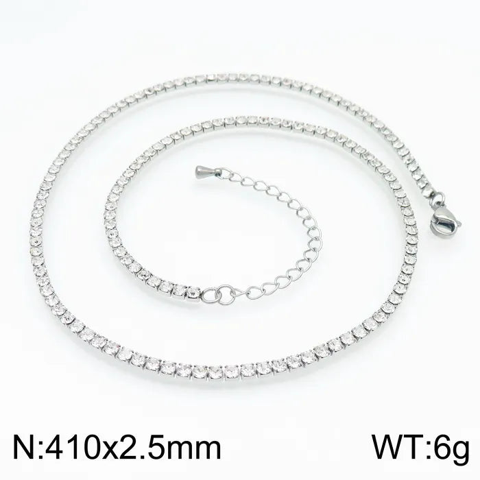 Silver chain necklace on a white background with measurements and weight displayed.